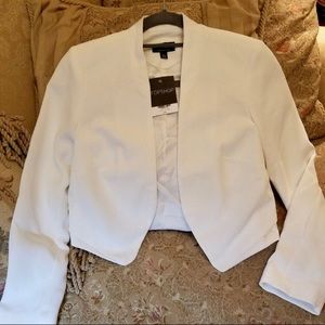 Topshop elegant size 2 white blazer jacket. Runs small.